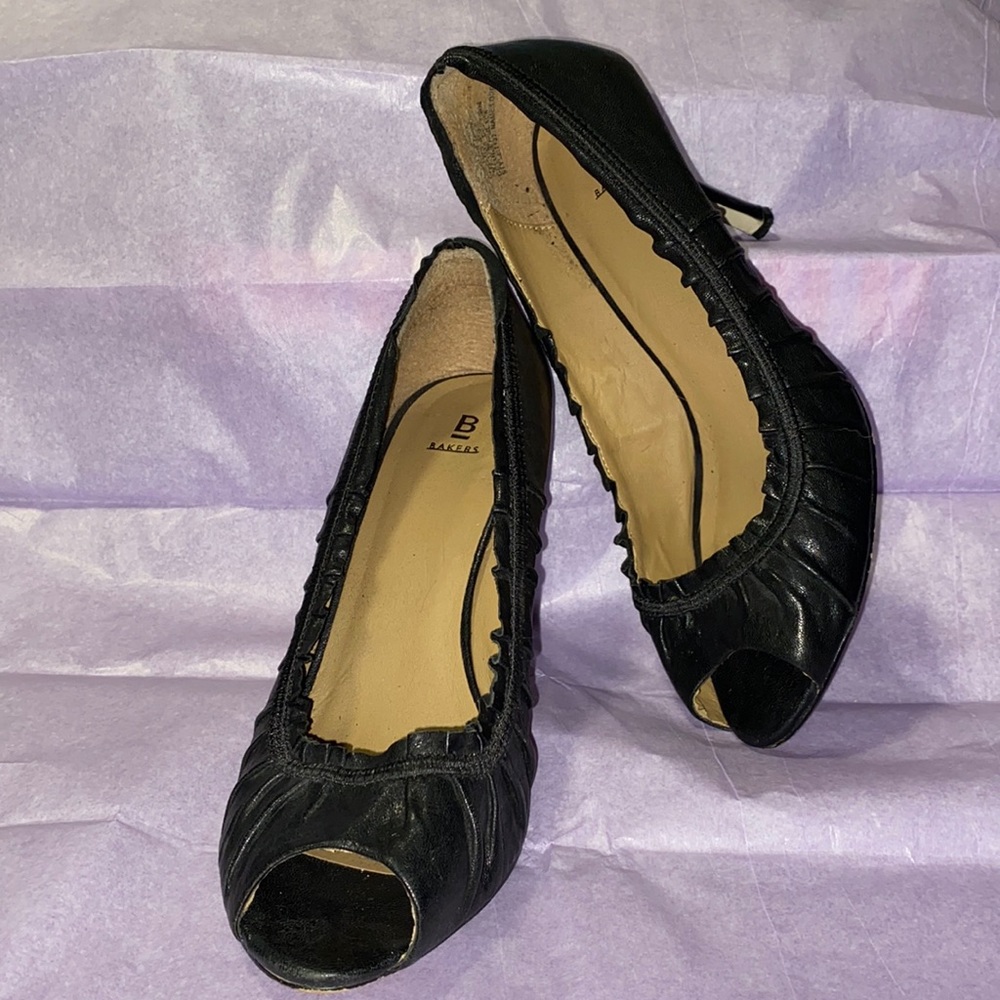 Woman’s Size 10 Pumps